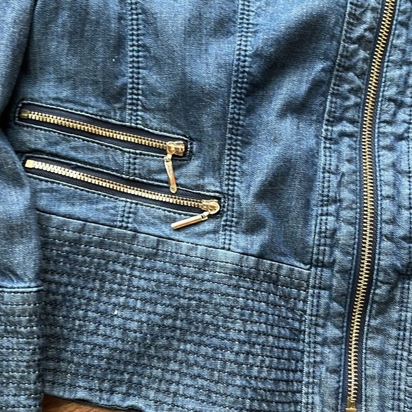 WHBM Denim Jacketet - Size 14 - Picture 7 of 14